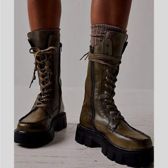 Free People Shoes - Free People Jones Lug Sole Leather Lace Up Boots in Artichoke. NEW
